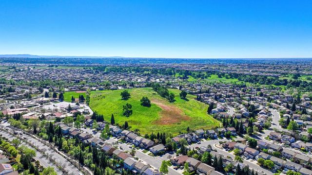 1556 Arroyo Madrone Ln, Lincoln, CA 95648