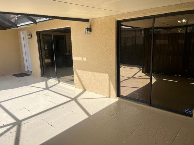 1916 19th Lane, Palm Beach Gardens, FL 33418