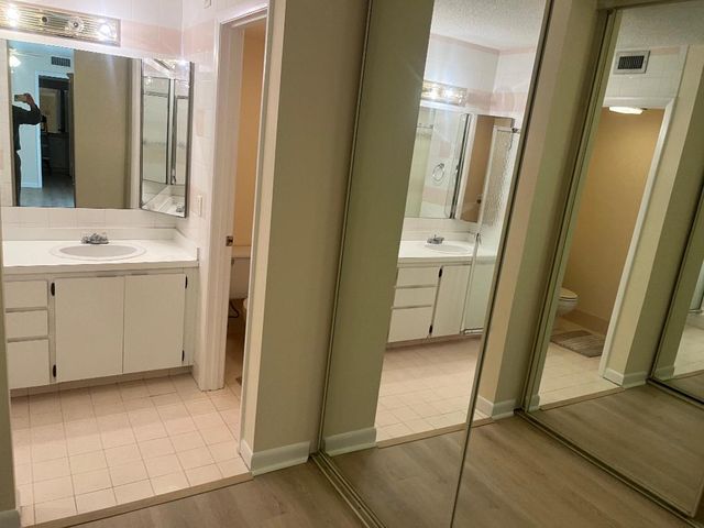 1916 19th Lane, Palm Beach Gardens, FL 33418