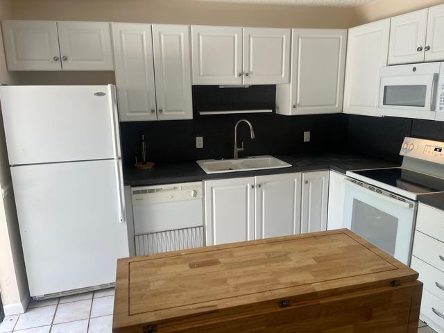 1916 19th Lane, Palm Beach Gardens, FL 33418