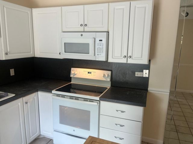 1916 19th Lane, Palm Beach Gardens, FL 33418