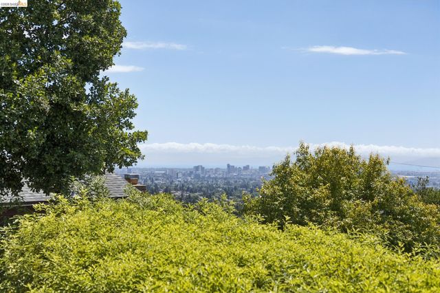 62 Arden Rd, Berkeley, CA 94704