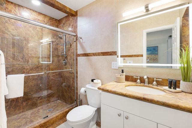 290 Tropic Dr, Lauderdale By The Sea, FL 33308