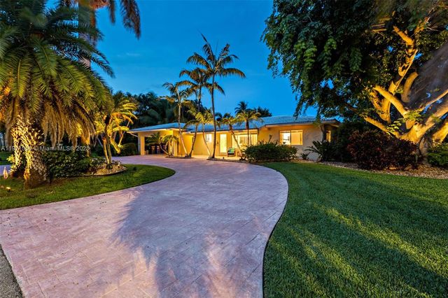 290 Tropic Dr, Lauderdale By The Sea, FL 33308