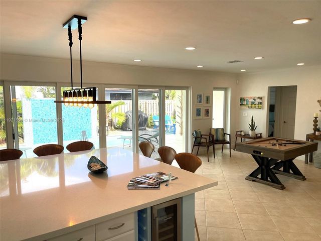 290 Tropic Dr, Lauderdale By The Sea, FL 33308