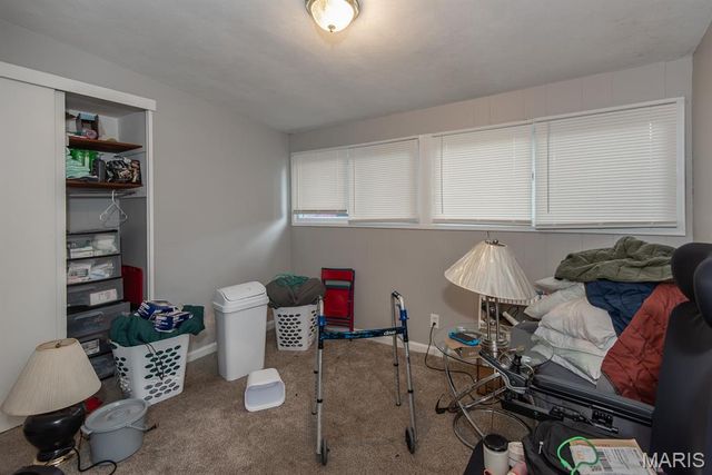 6563 January Avenue, Berkeley, MO 63134