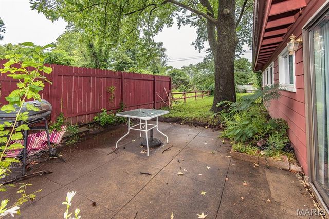 6563 January Avenue, Berkeley, MO 63134
