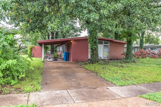 6563 January Avenue, Berkeley, MO 63134