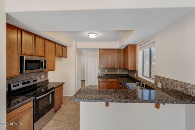 25695 W CROWN KING Road, Buckeye, AZ 85326
