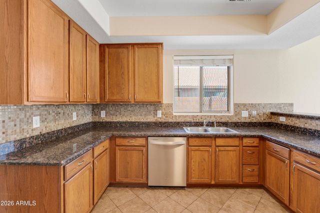 25695 W CROWN KING Road, Buckeye, AZ 85326