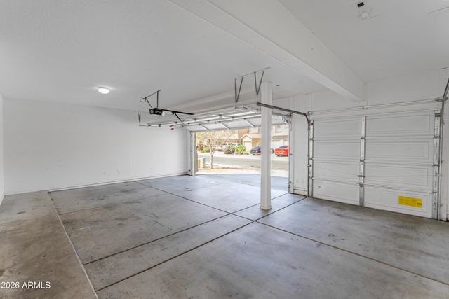 25695 W CROWN KING Road, Buckeye, AZ 85326
