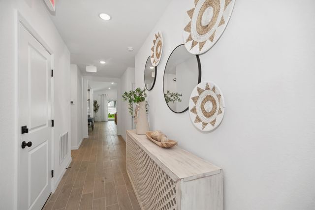 265 Americana Boulevard NE 103, Palm Bay, FL 32907