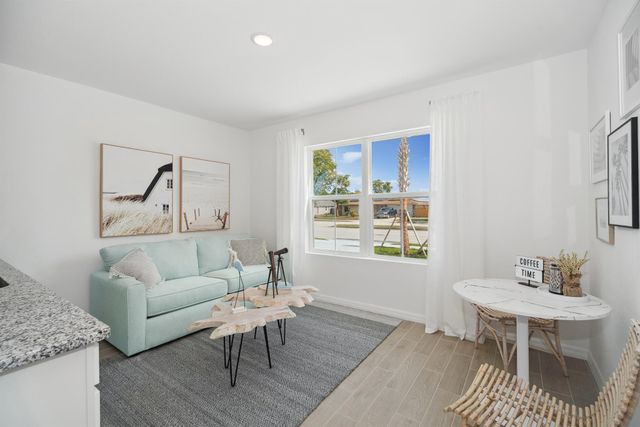 265 Americana Boulevard NE 103, Palm Bay, FL 32907