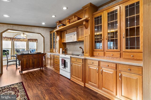 113 HICKORY DR, Hatfield, PA 19440