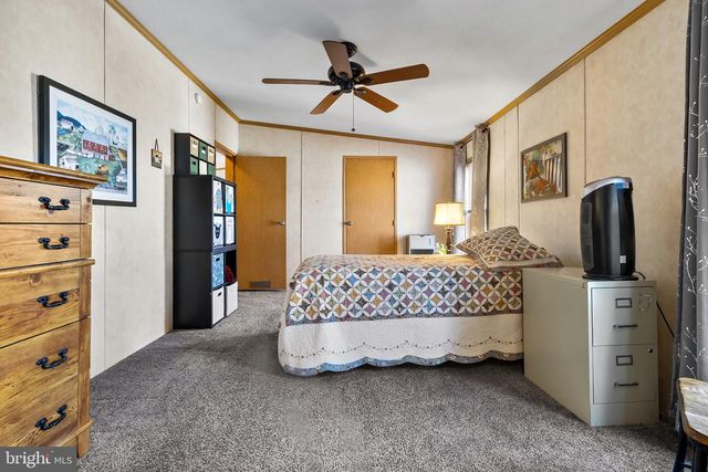 113 HICKORY DR, Hatfield, PA 19440