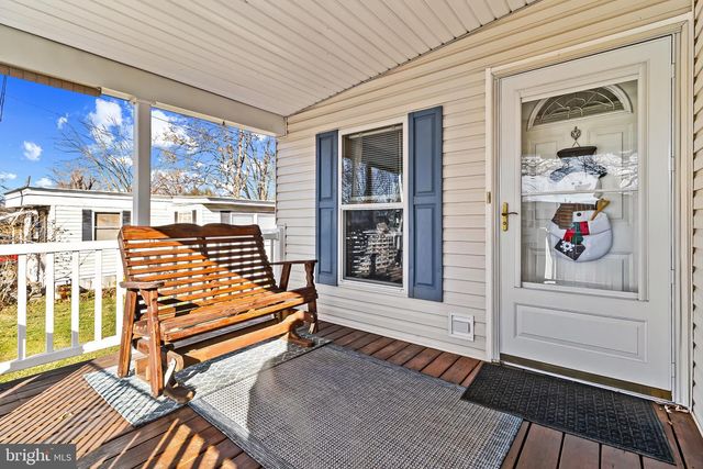 113 HICKORY DR, Hatfield, PA 19440