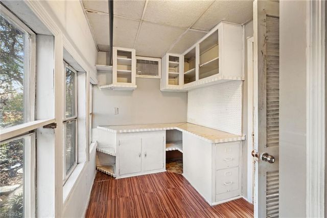 6101 Phelps Circle, Winston-salem, NC 27105