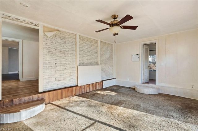 6101 Phelps Circle, Winston-salem, NC 27105