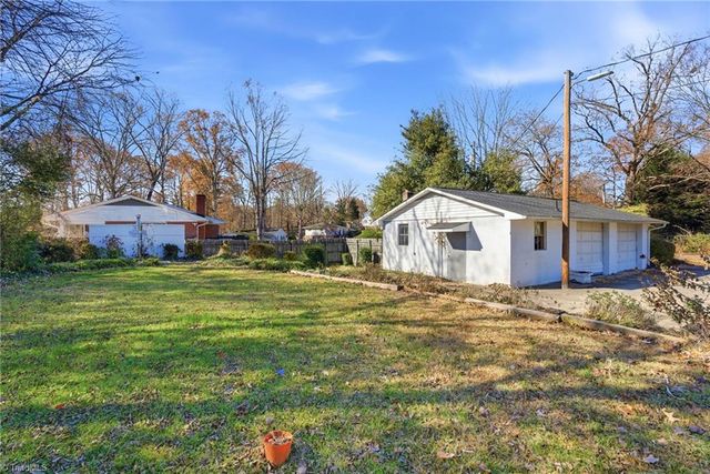 6101 Phelps Circle, Winston-salem, NC 27105