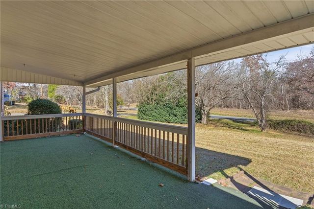 6101 Phelps Circle, Winston-salem, NC 27105