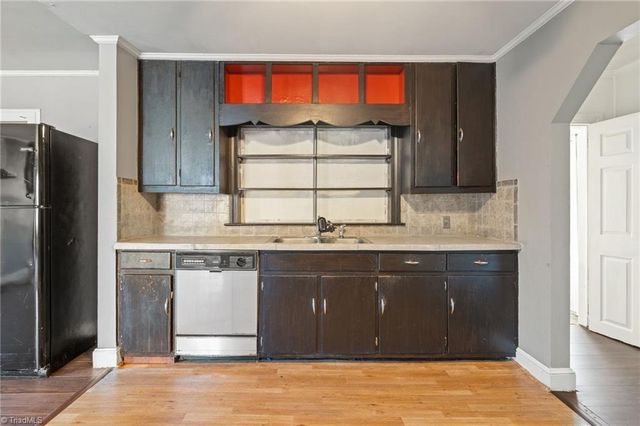 6101 Phelps Circle, Winston-salem, NC 27105