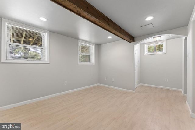 8816 SAUNDERS LN, Lanham, MD 20706