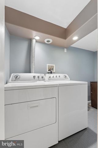 8816 SAUNDERS LN, Lanham, MD 20706