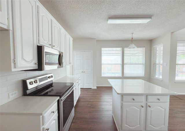 1196 Winnipeg Drive, Lewisville, TX 75077