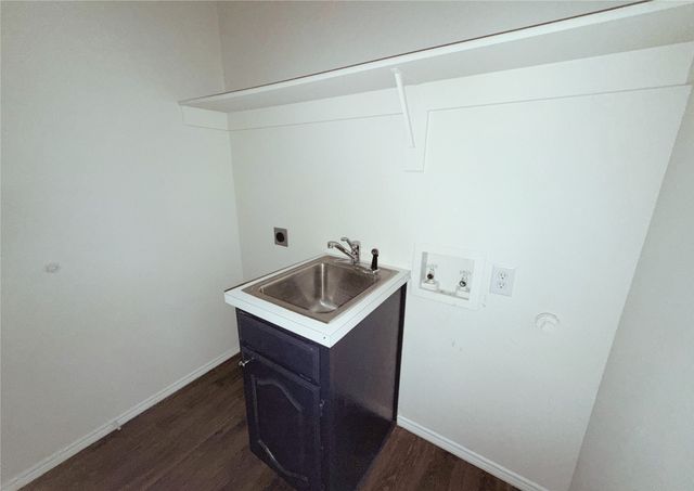 1196 Winnipeg Drive, Lewisville, TX 75077