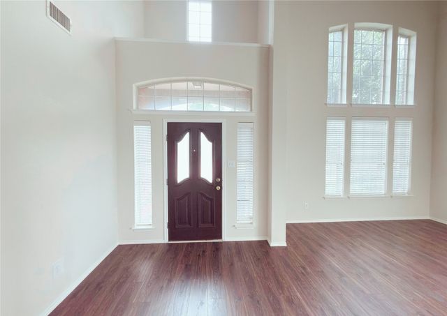 1196 Winnipeg Drive, Lewisville, TX 75077