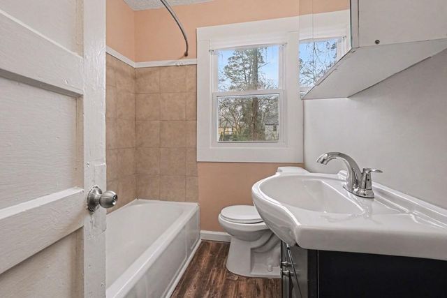 2047 Baker NW Road, Atlanta, GA 30318