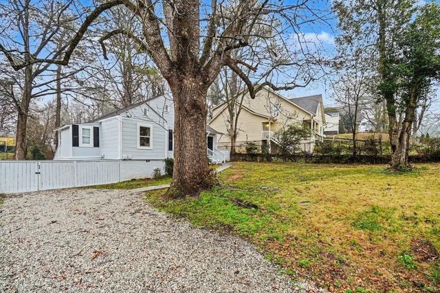 2047 Baker NW Road, Atlanta, GA 30318