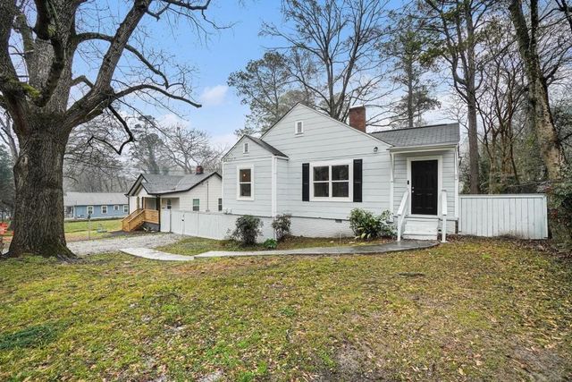 2047 Baker NW Road, Atlanta, GA 30318