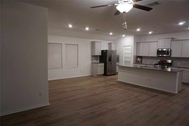 1737 Catahoula DR, Leander, TX 78641