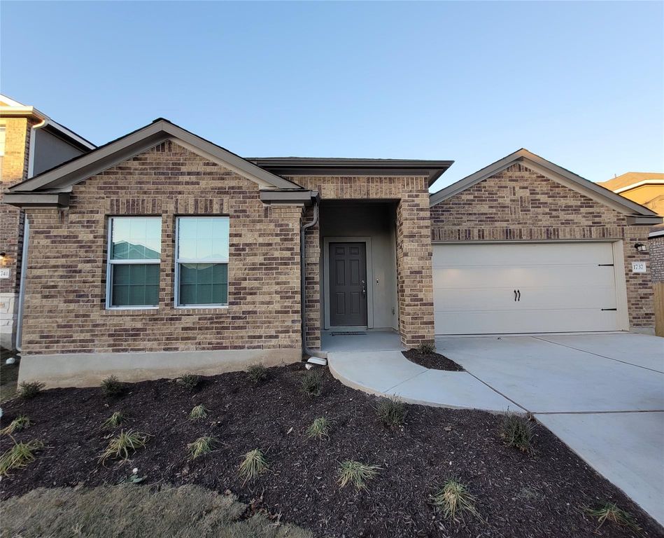 1737 Catahoula DR, Leander, TX 78641