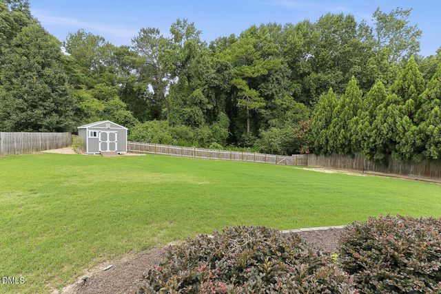 5916 Rounder Lane, Holly Springs, NC 27540
