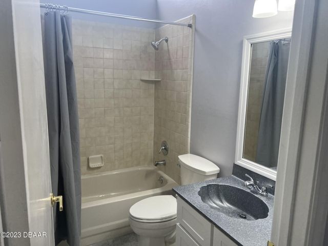 905 Fruitwood Place, Port Orange, FL 32127