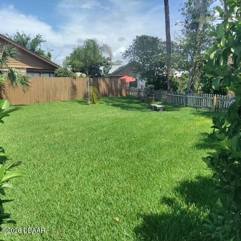 905 Fruitwood Place, Port Orange, FL 32127