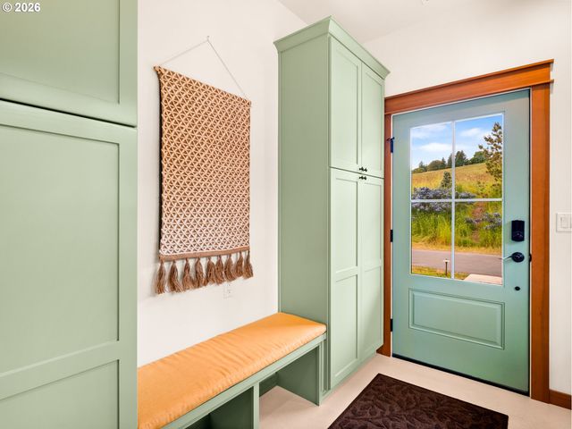 3926 COHO Cir, Forest Grove, OR 97116
