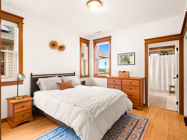 3926 COHO Cir, Forest Grove, OR 97116