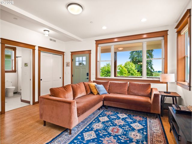 3926 COHO Cir, Forest Grove, OR 97116