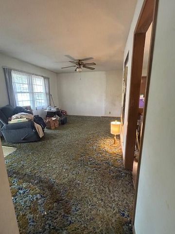 3737 N Walrond Avenue, Kansas City, MO 64117