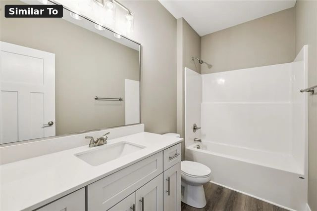 565 NW Georgetown Drive, Waukee, IA 50263
