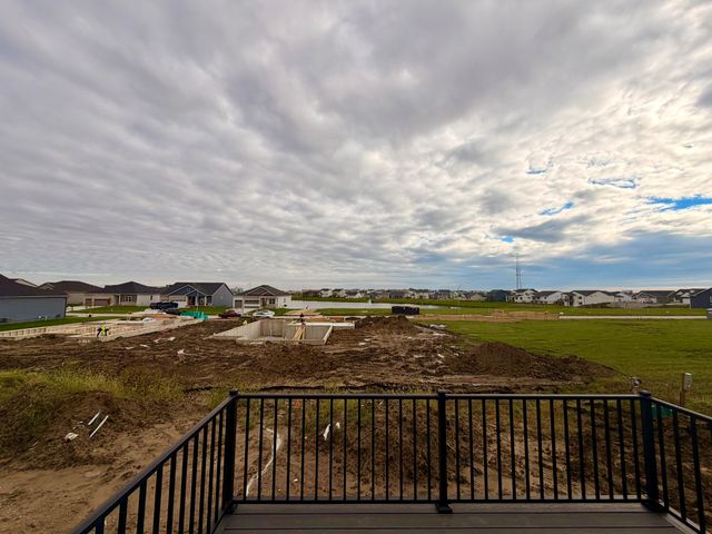 565 NW Georgetown Drive, Waukee, IA 50263