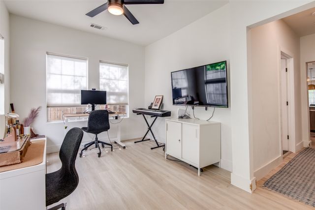 5400 Worth Street, Dallas, TX 75214