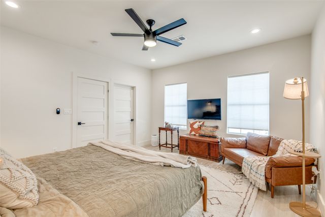 5400 Worth Street, Dallas, TX 75214