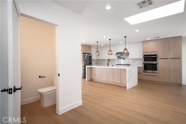 22539 Dolorosa Street, Woodland Hills (los Angeles), CA 91367