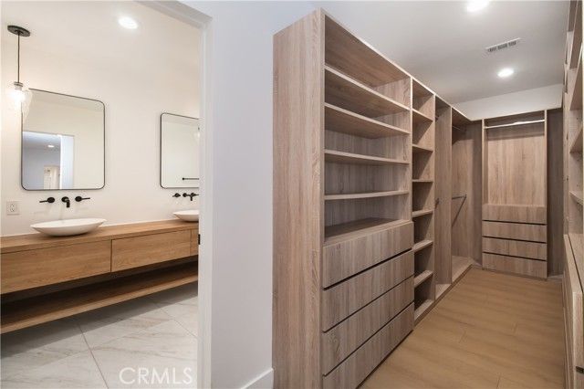 22539 Dolorosa Street, Woodland Hills (los Angeles), CA 91367