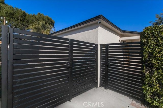 22539 Dolorosa Street, Woodland Hills (los Angeles), CA 91367