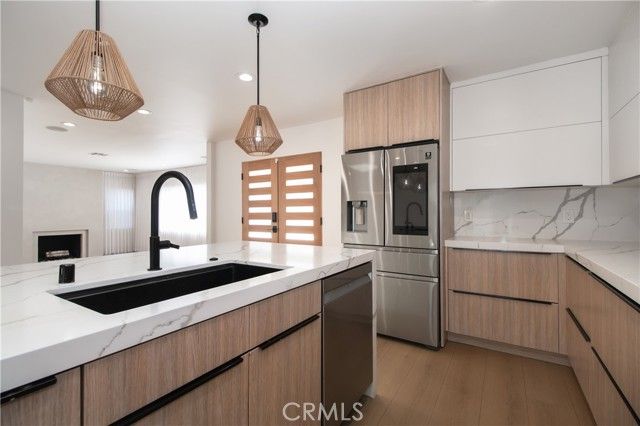 22539 Dolorosa Street, Woodland Hills (los Angeles), CA 91367